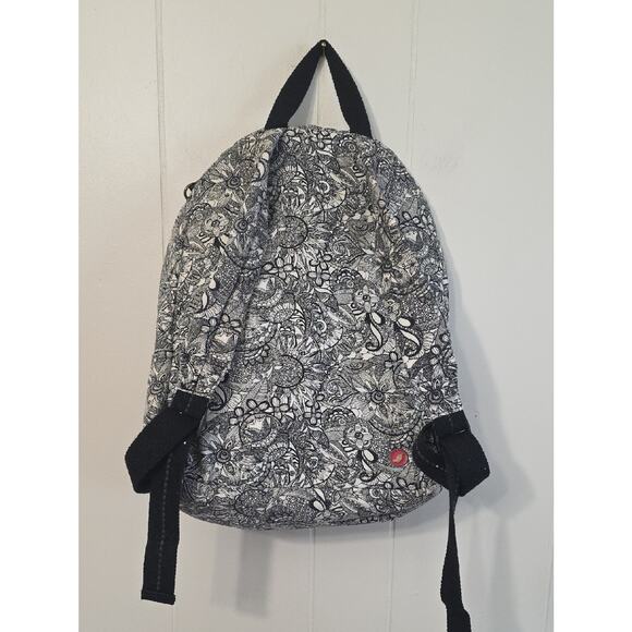 Sakroots Artist Circle Medium Black/White Spirit Desert Print Colorable Backpack main image 4